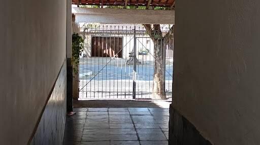 Casa, Quitandinha, 3 Quartos, 4 Vagas, 1 Suíte