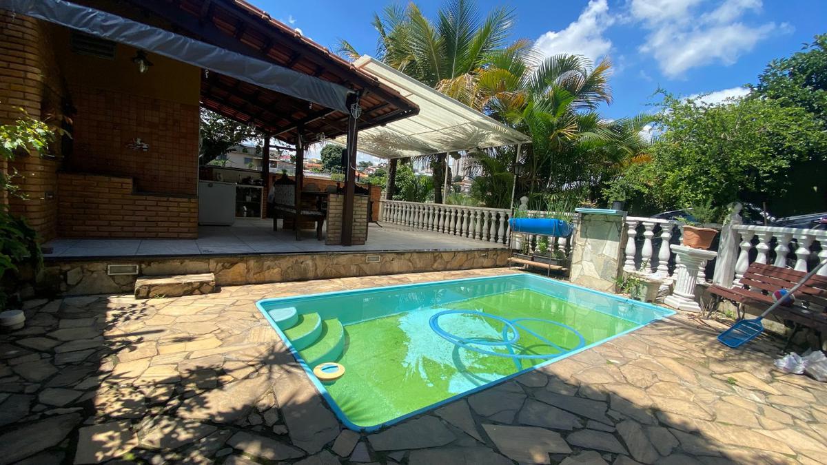 Casa, Dom Bosco, 6 Quartos, 4 Vagas, 2 Suítes