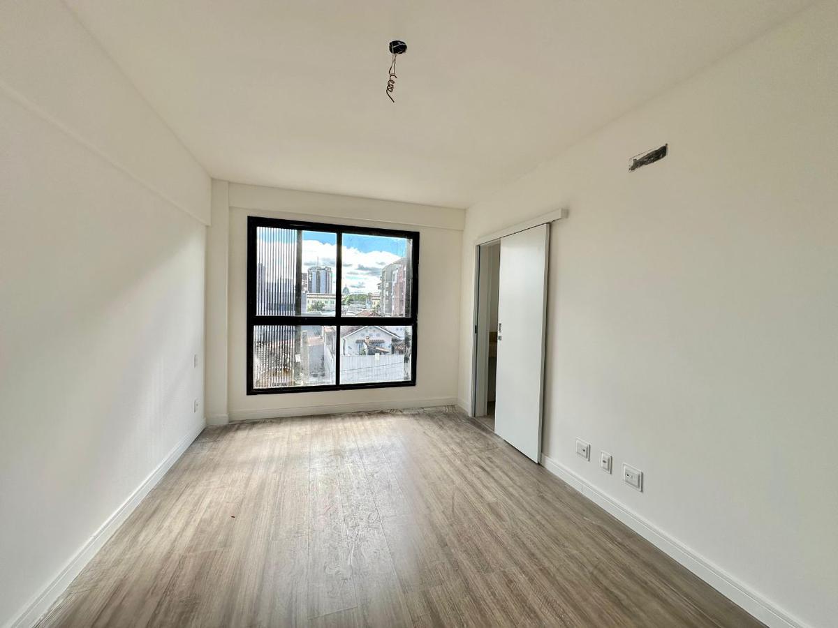 Apartamento, Funcionários, 2 Quartos, 2 Vagas, 1 Suíte