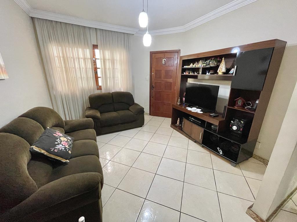 Casa, Planalto, 2 Quartos, 1 Vaga, 1 Suíte