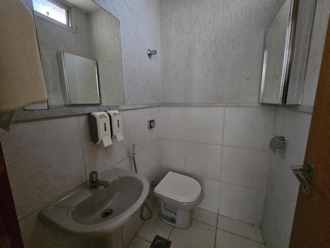 Sala, Estoril, 0 Quarto, 0 Vaga