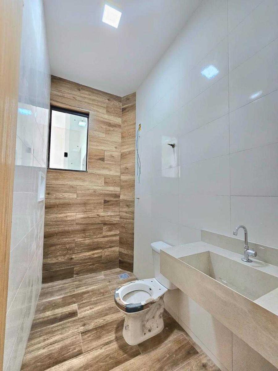 Casa, Parque Xangri-lá, 2 Quartos, 2 Vagas, 1 Suíte