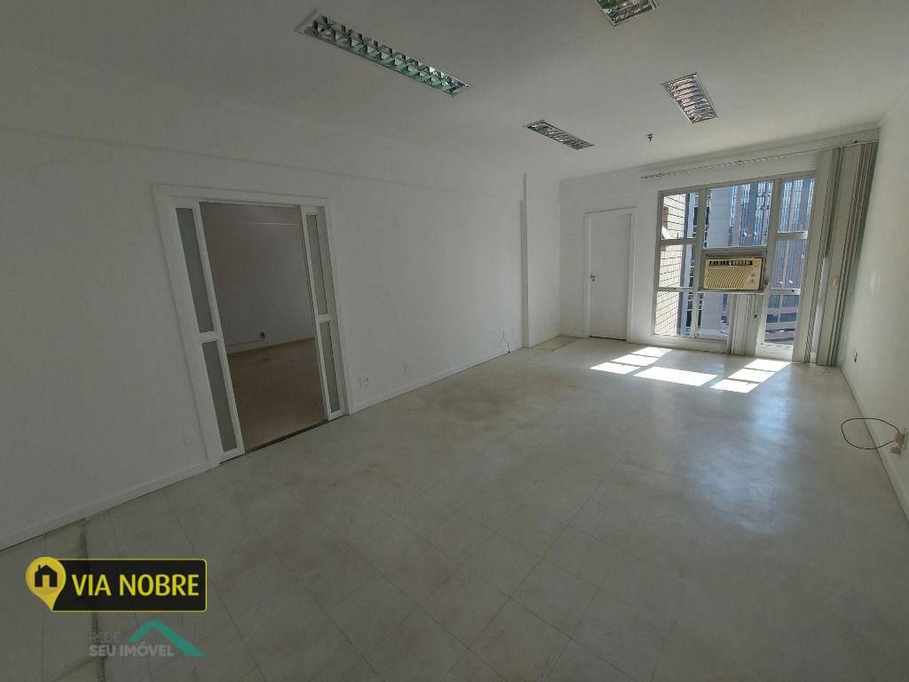 Sala, Lourdes