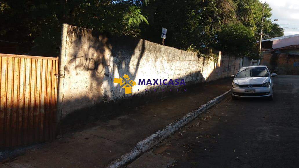 Lote, Centro, 0 Quarto, 0 Vaga