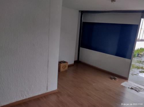 Casa, Cachoeirinha, 3 Quartos, 16 Vagas, 1 Suíte