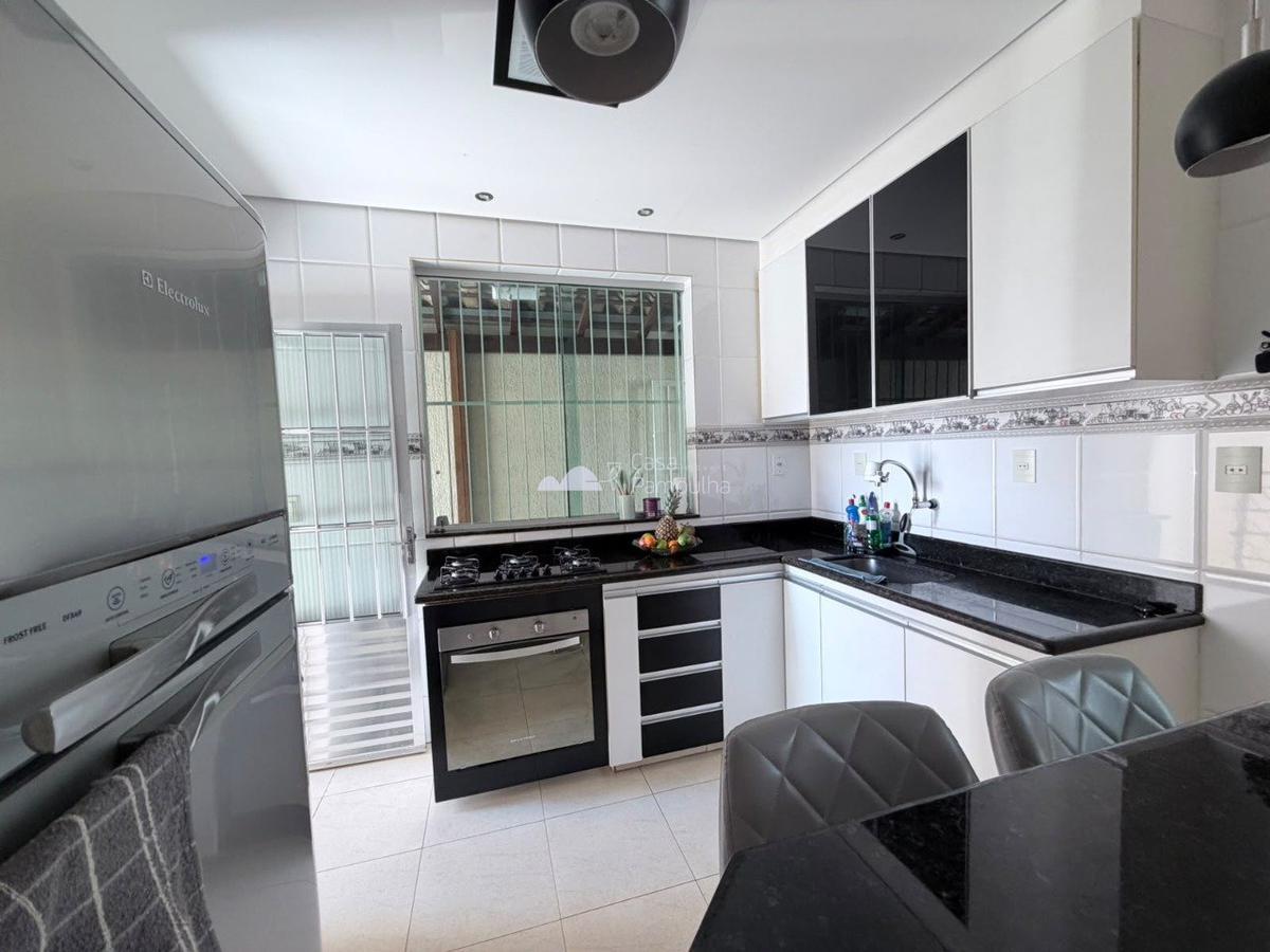 Casa, Santa Mônica, 3 Quartos, 2 Vagas, 1 Suíte