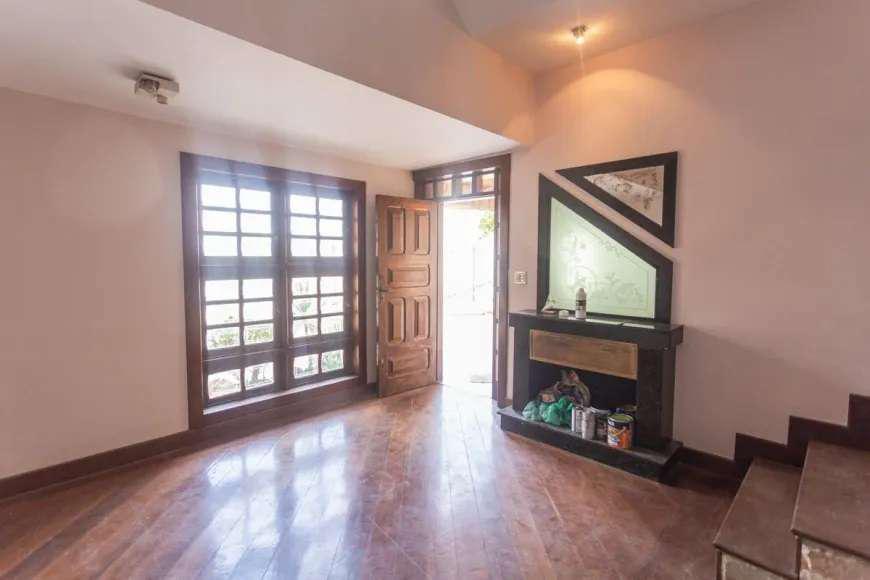 Casa, Serra, 5 Quartos, 4 Vagas, 3 Suítes