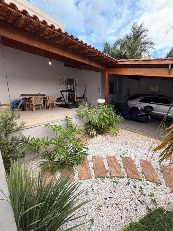 Casa, Santa Luiza, 3 Quartos, 2 Vagas, 1 Suíte