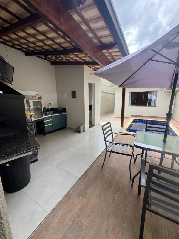 Casa, Masterville, 3 Quartos, 2 Vagas, 1 Suíte