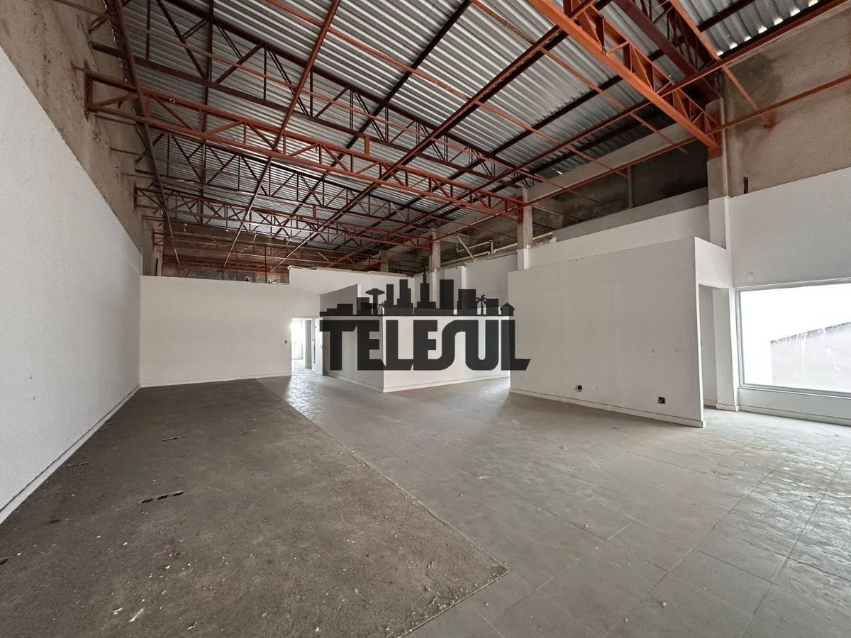 Galpão, Jardim Andere, 0 Quarto, 14 Vagas