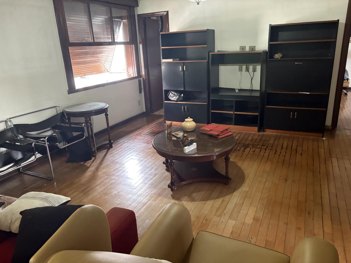 Casa, Vila Paris, 5 Quartos, 3 Vagas, 1 Suíte