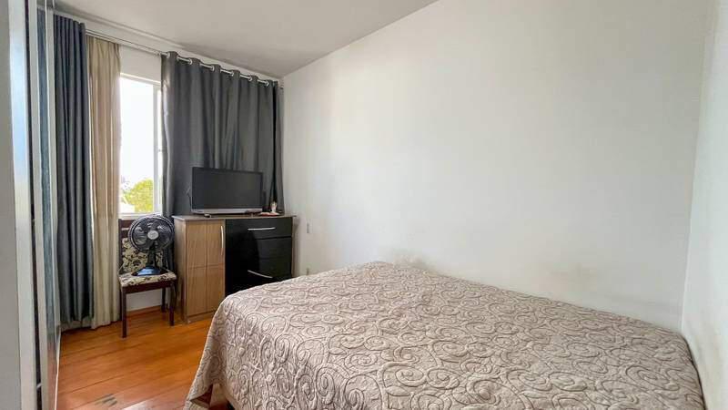 Apartamento, Sagrada Família, 2 Quartos, 1 Vaga