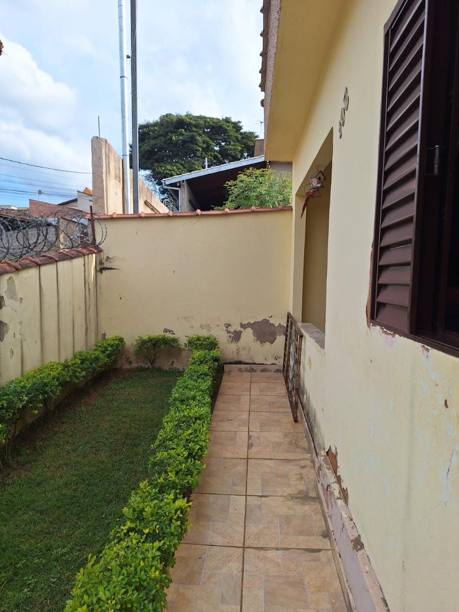 Casa, Parque Rinaldo, 2 Quartos, 0 Vaga