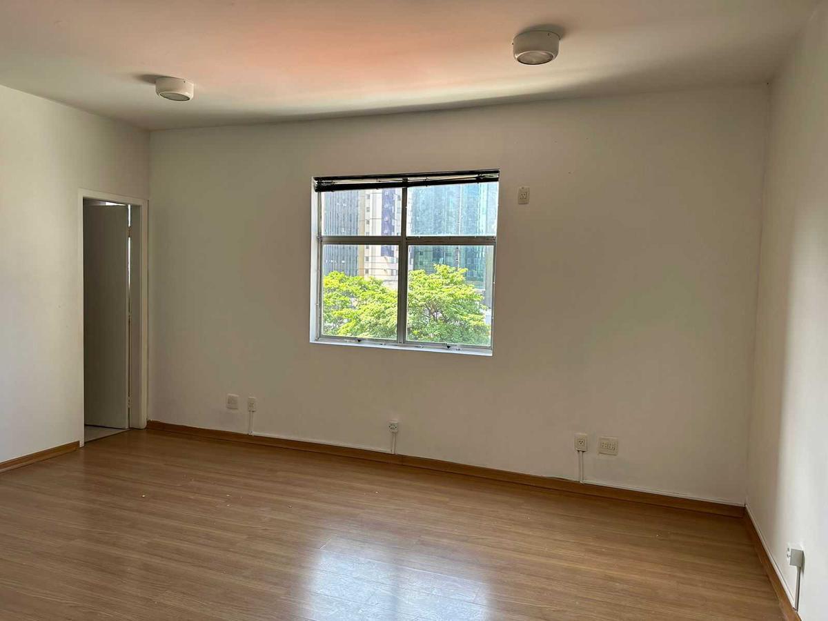 Sala, Lourdes, 1 Quarto, 0 Vaga