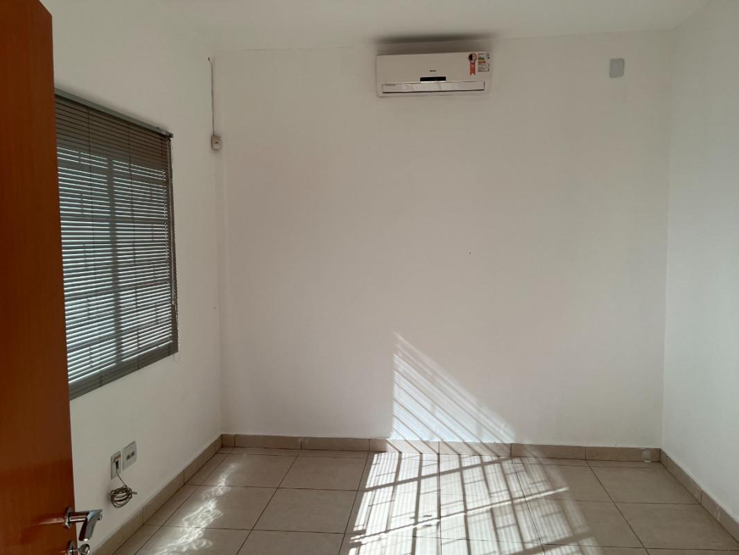 Galpão, Morada Nova, 0 Quarto, 20 Vagas