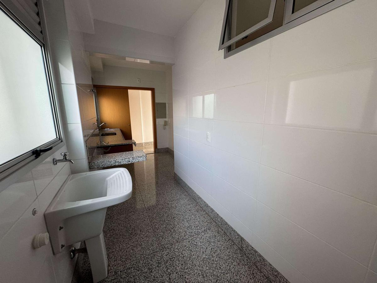Apartamento, Lourdes, 3 Quartos, 2 Vagas, 1 Suíte