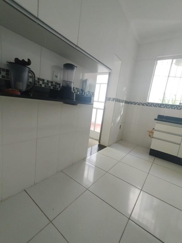 Casa, Cidade Nova, 4 Quartos, 4 Vagas, 1 Suíte