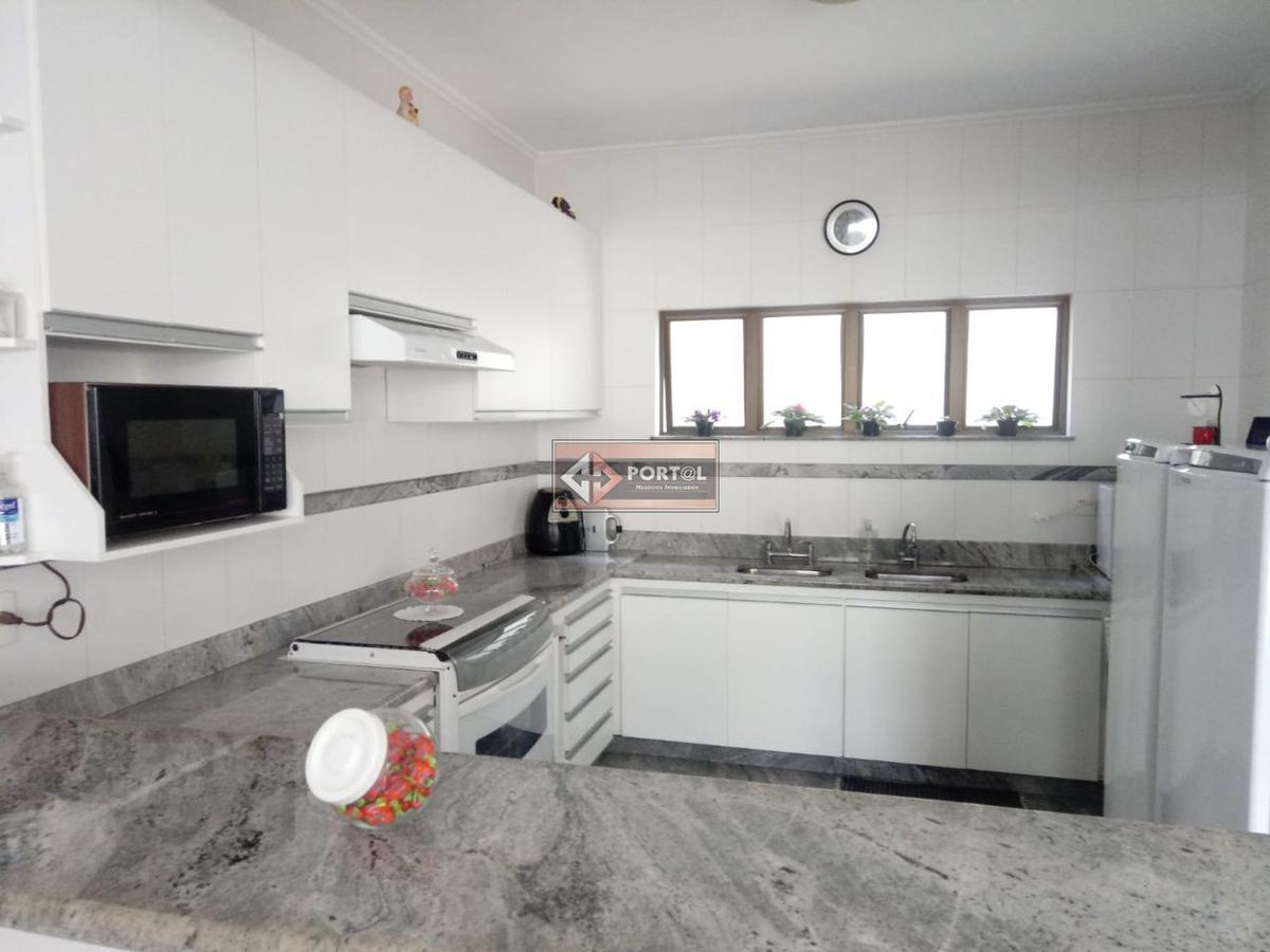 Casa, Itapoã, 4 Quartos, 2 Vagas, 1 Suíte