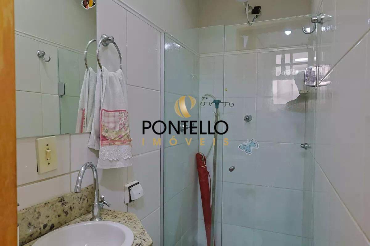 Casa, João Pinheiro, 2 Quartos, 1 Vaga