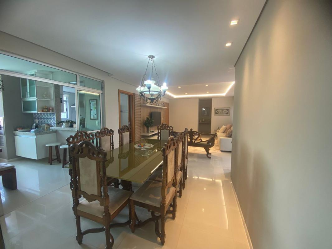 Apartamento, Cruzeiro, 4 Quartos, 3 Vagas, 4 Suítes