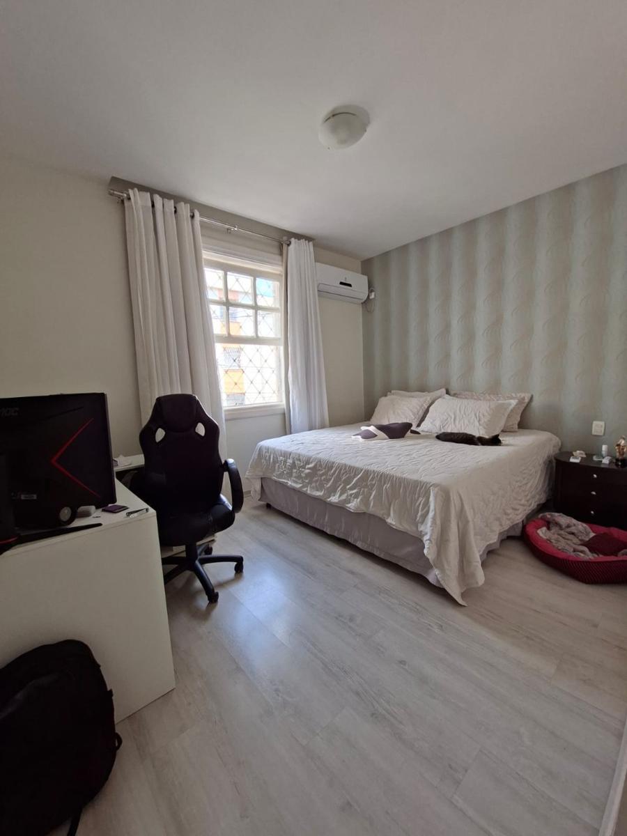 Casa, Colégio Batista, 4 Quartos, 1 Vaga, 2 Suítes