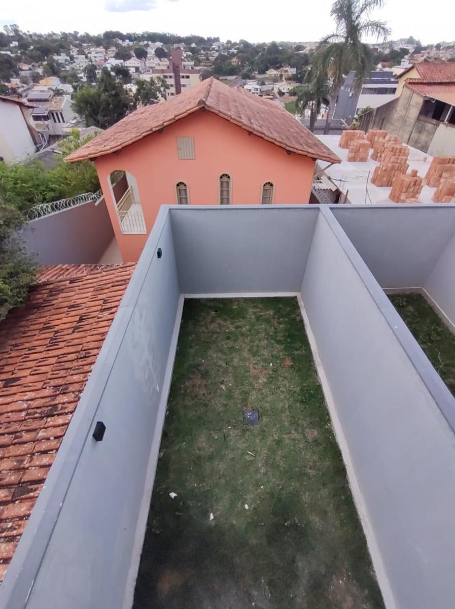 Casa, Copacabana, 2 Quartos, 3 Vagas, 2 Suítes