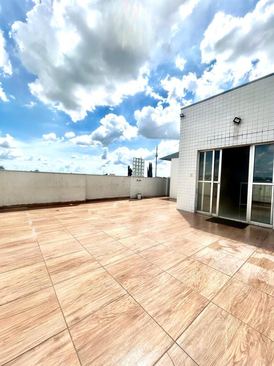 Cobertura, Planalto, 3 Quartos, 2 Vagas, 1 Suíte