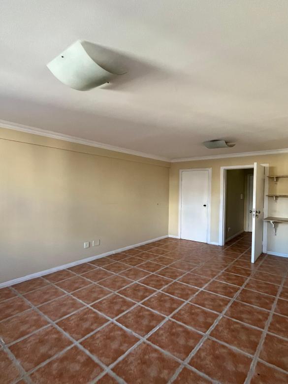 Sala, Barro Preto, 0 Quarto, 1 Vaga