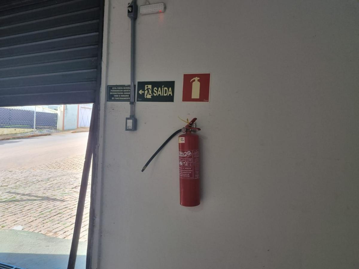 Galpão, Centro, 0 Quarto, 0 Vaga