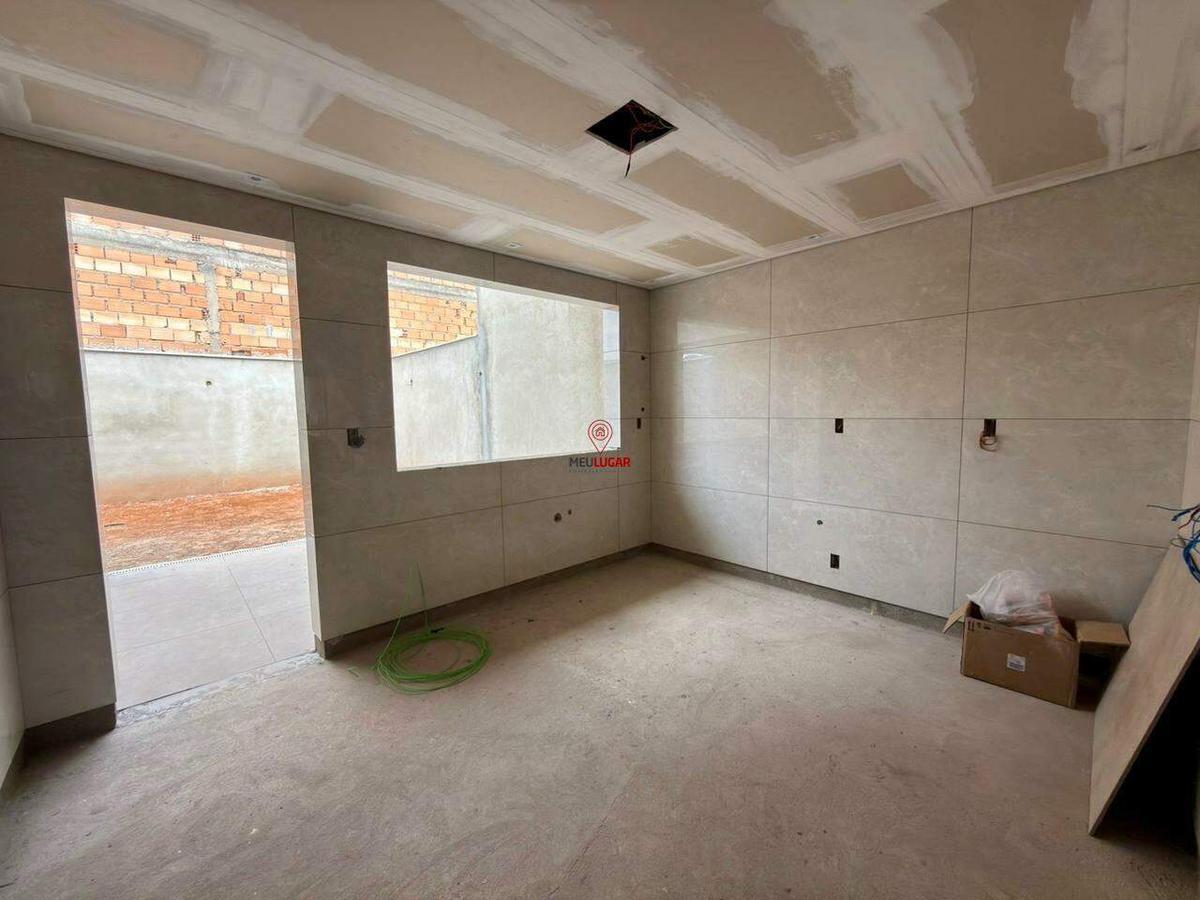 Casa, Cardoso, 3 Quartos, 4 Vagas, 1 Suíte