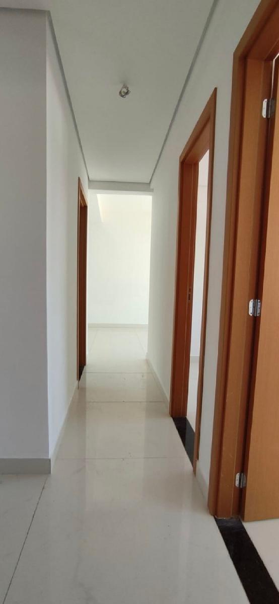 Apartamento, Serrano, 3 Quartos, 2 Vagas, 1 Suíte