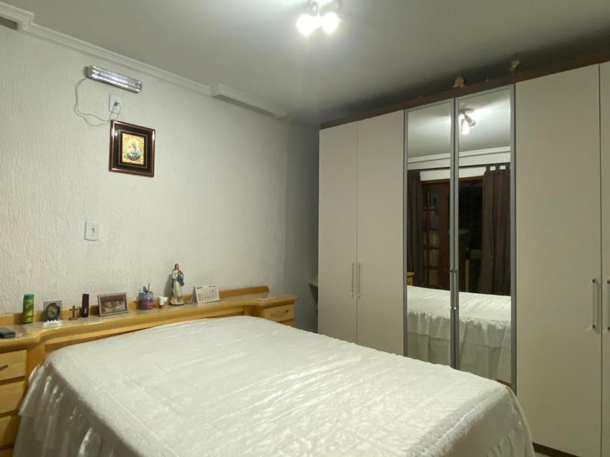 Casa, Itapoã, 6 Quartos, 3 Vagas, 1 Suíte