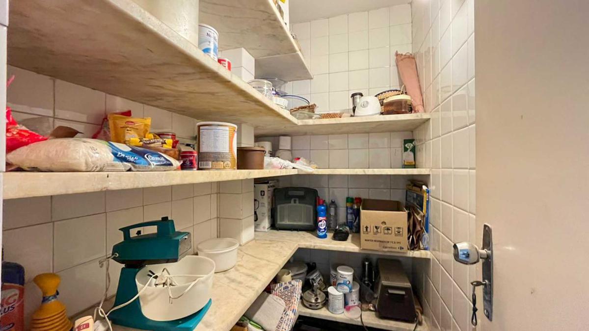 Cobertura, Funcionários, 6 Quartos, 3 Vagas, 1 Suíte
