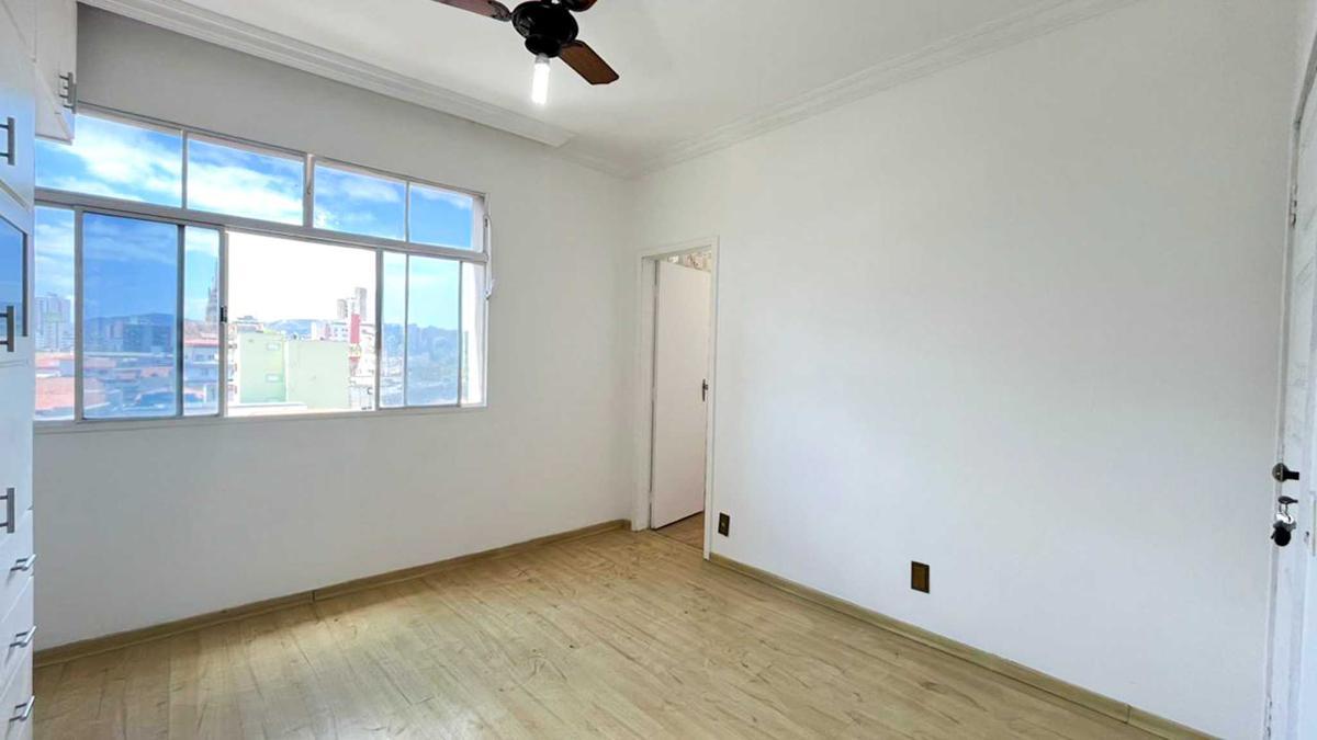 Apartamento, Floresta, 1 Quarto, 1 Vaga, 1 Suíte