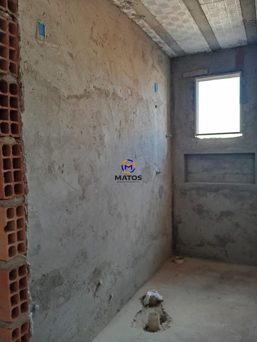 Casa, Novo Centro, 3 Quartos, 2 Vagas, 1 Suíte