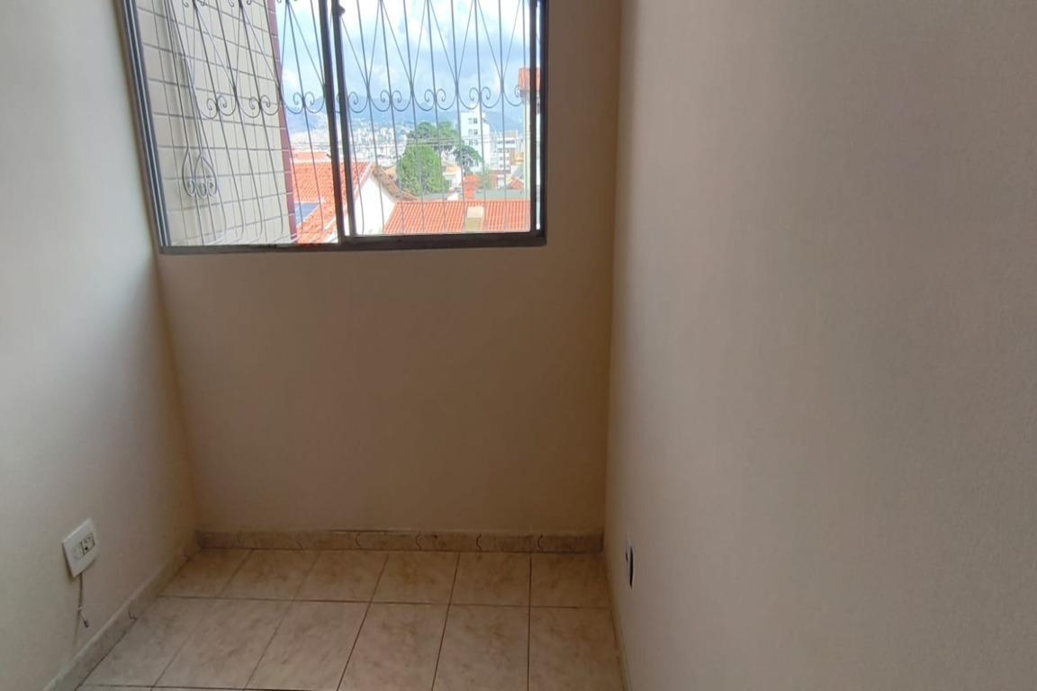 Apartamento, Sagrada Família, 3 Quartos, 1 Vaga