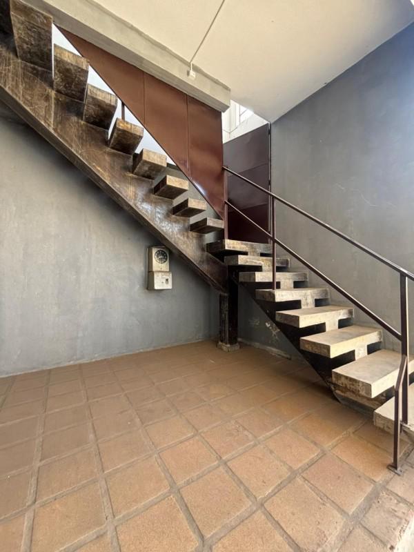 Galpão, Nova Floresta, 0 Quarto, 20 Vagas