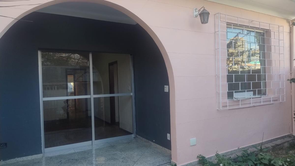 Casa Comercial, Prado, 3 Quartos, 20 Vagas