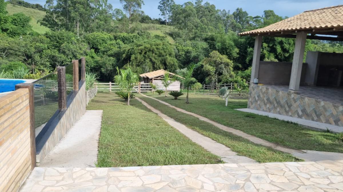 Fazenda, Centro, 3 Quartos, 3 Vagas, 1 Suíte