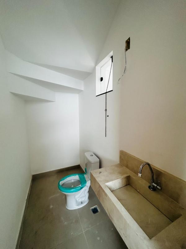 Casa, Masterville, 2 Quartos, 2 Vagas, 1 Suíte