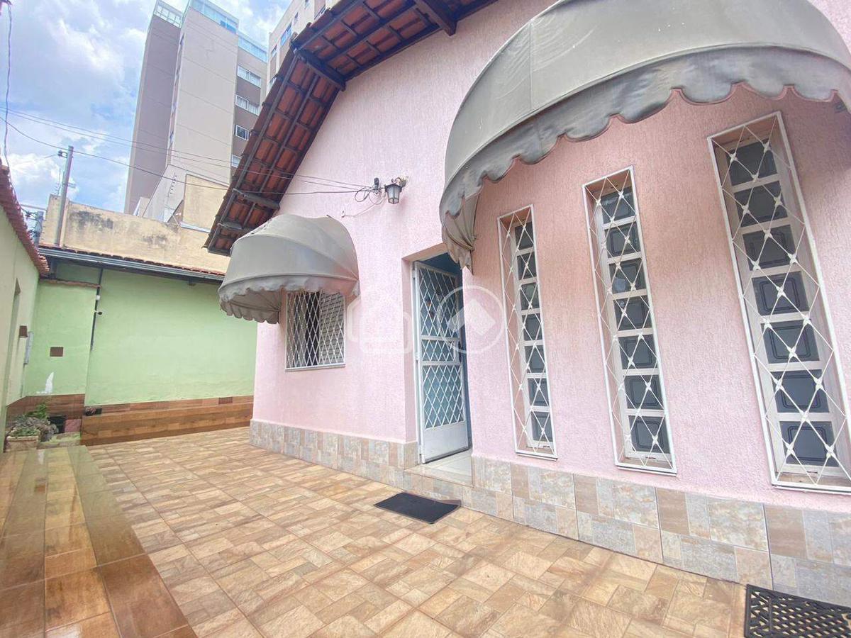 Casa, Carlos Prates, 4 Quartos, 4 Vagas, 1 Suíte