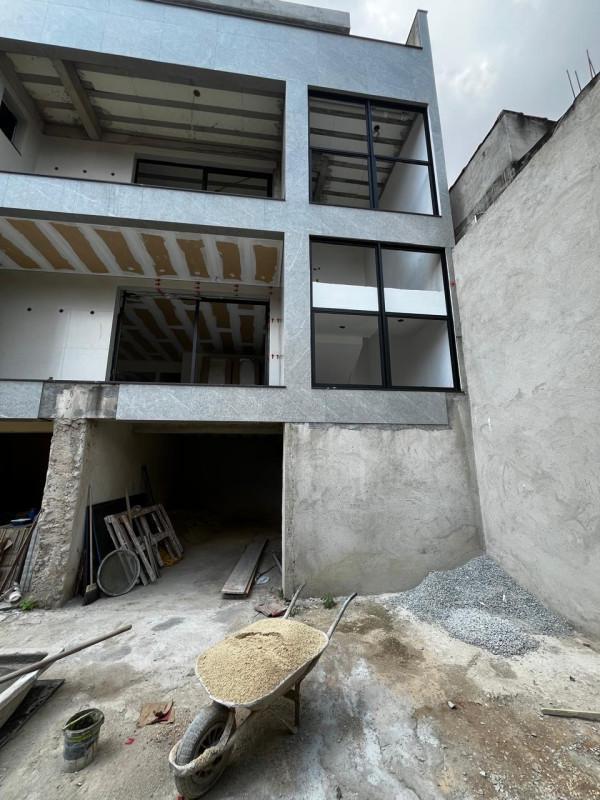 Cobertura, Jardim Riacho das Pedras, 4 Quartos, 3 Vagas, 2 Suítes