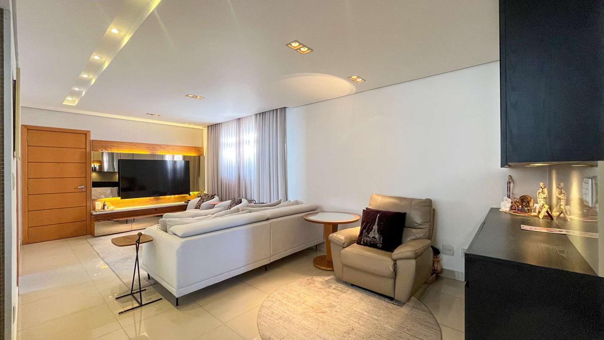 Cobertura, Buritis, 4 Quartos, 4 Vagas, 2 Suítes