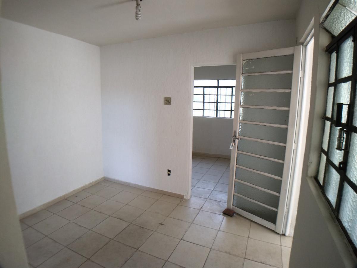 Casa, Santa Branca, 2 Quartos, 1 Vaga