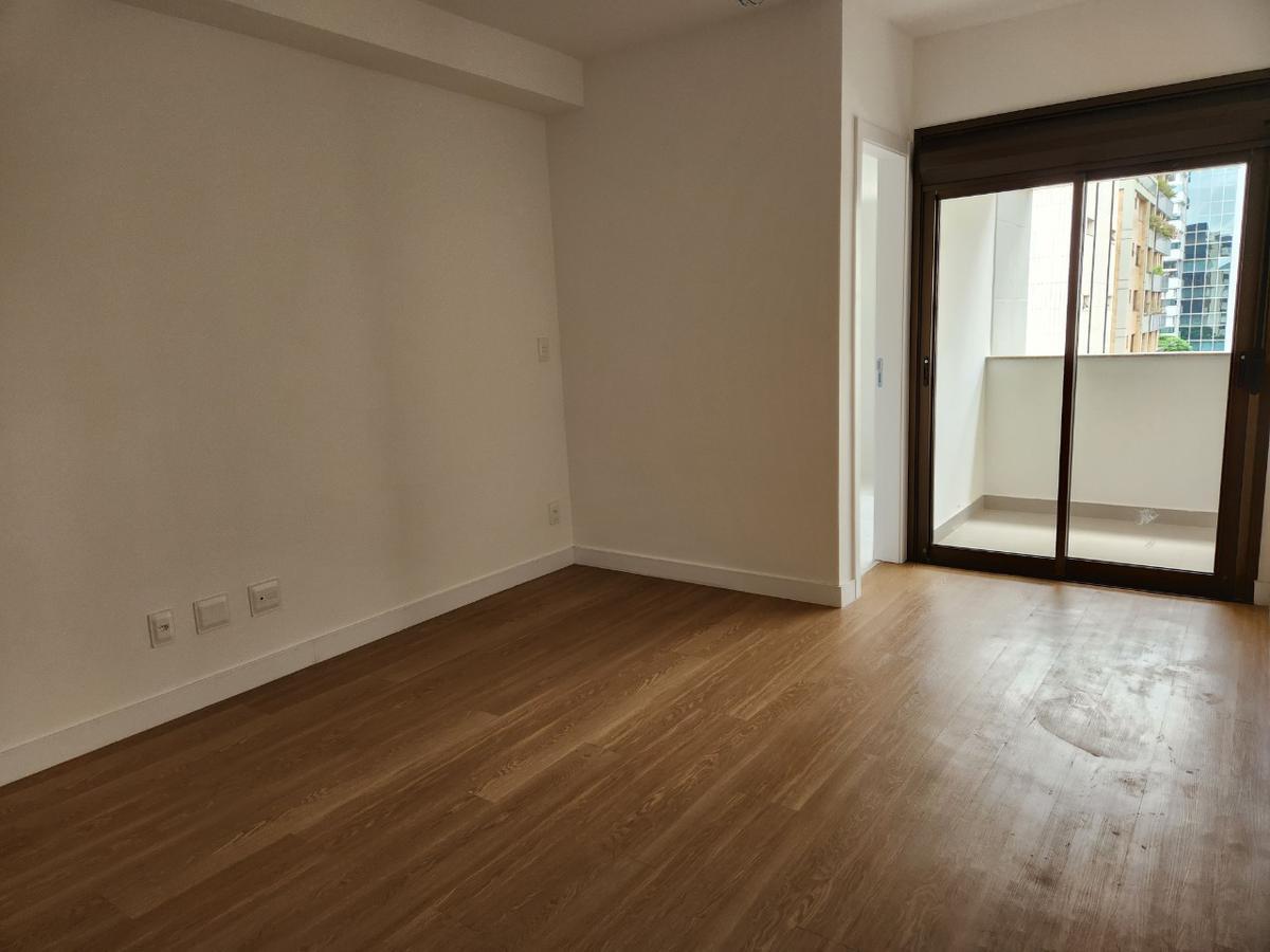 Apartamento, Funcionários, 4 Quartos, 4 Vagas, 2 Suítes
