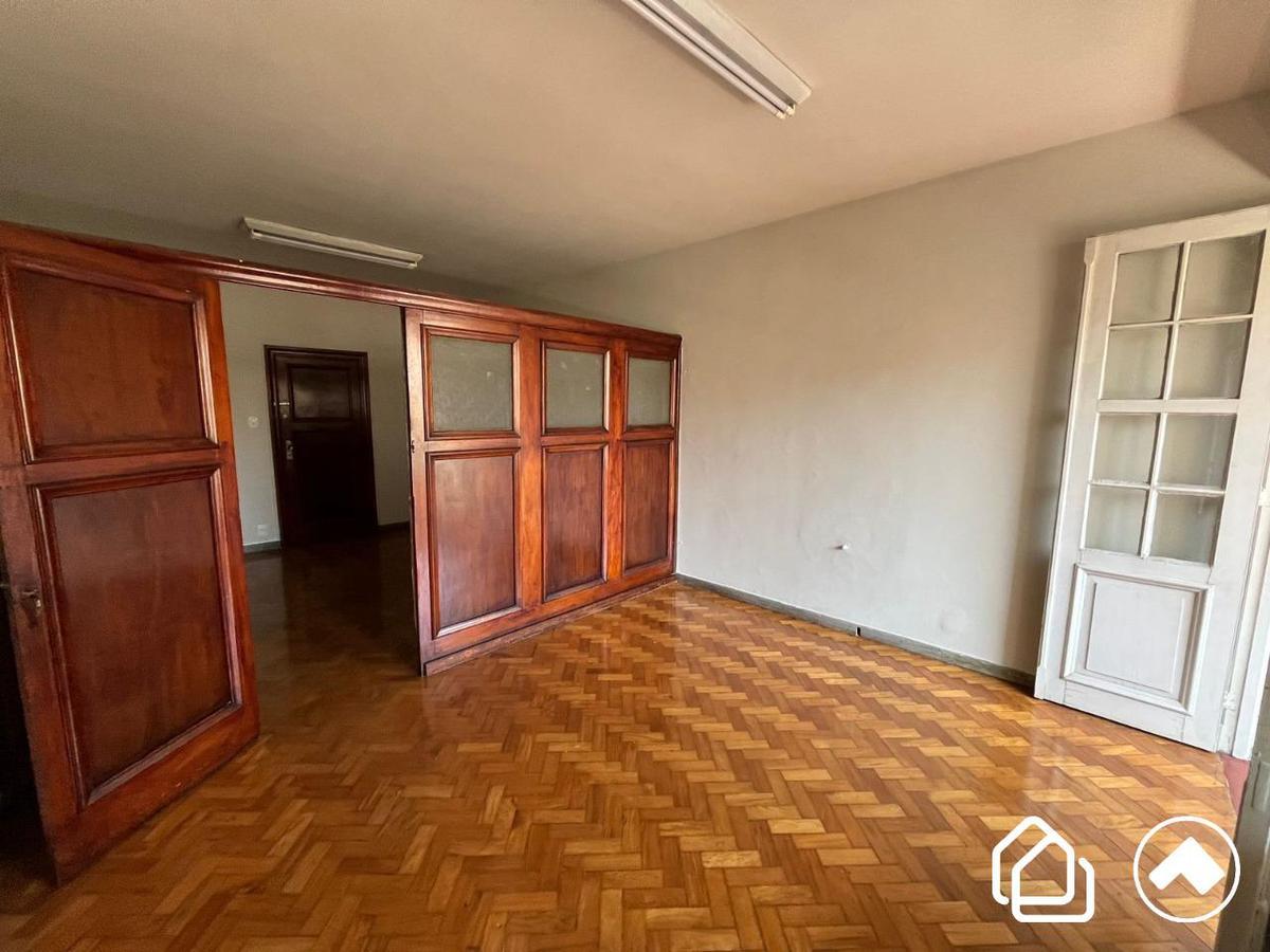 Sala, Centro