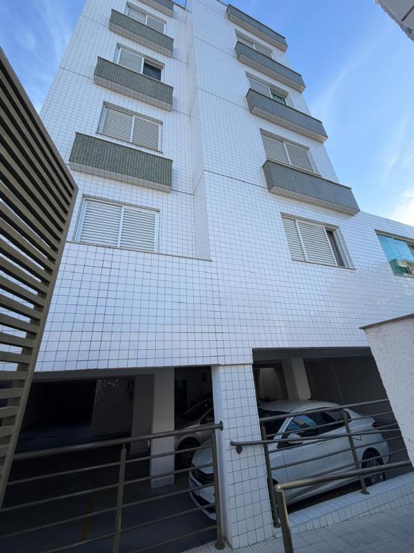 Apartamento, Tirol (barreiro), 3 Quartos, 2 Vagas, 1 Suíte