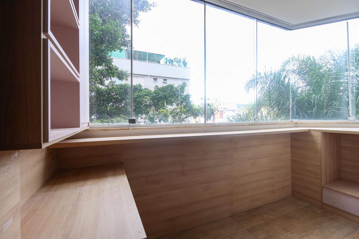 Apartamento, Coração de Jesus, 3 Quartos, 2 Vagas, 1 Suíte
