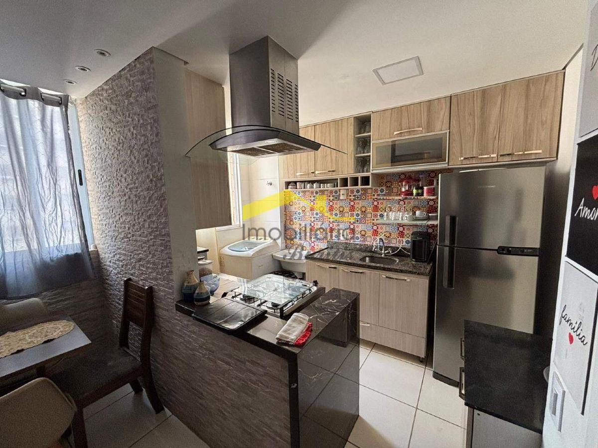 Apartamento, Palmeiras, 2 Quartos, 1 Vaga
