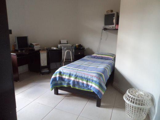 Casa, Planalto, 3 Quartos, 5 Vagas, 1 Suíte